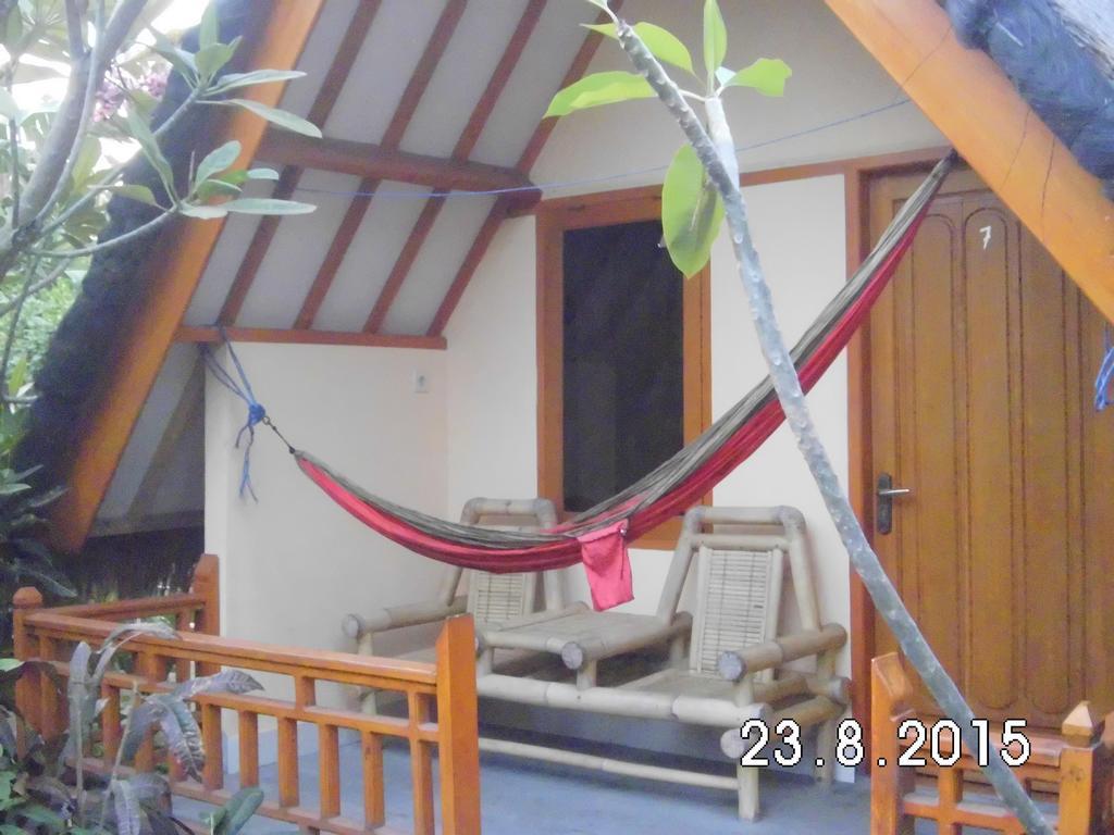 Tyrrell Cottages & Restaurant Gili Air Phòng bức ảnh